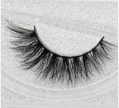 Faux Aurelia Eye Lashes Faux Aurelia Eye Lashes